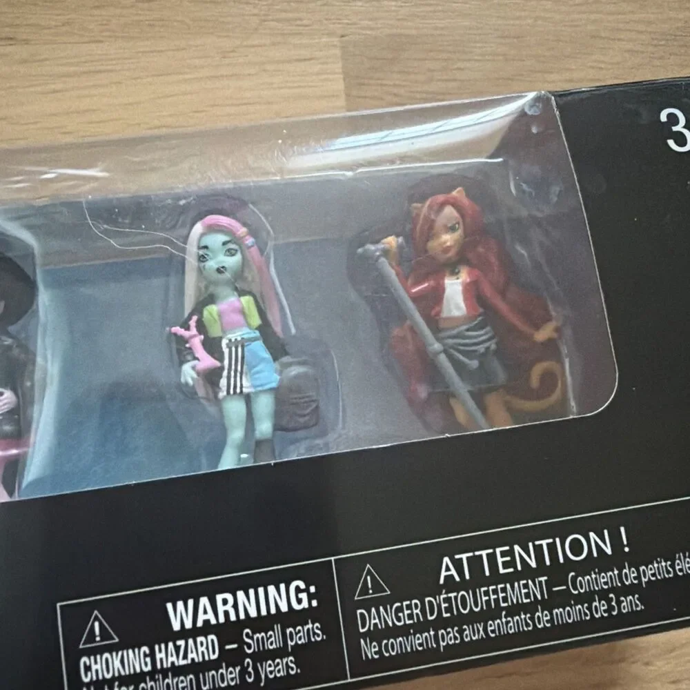 Monster High Minis Vinyl Toy Mini Dolls Figures Legend Toys Mattel Set of 4 NIB